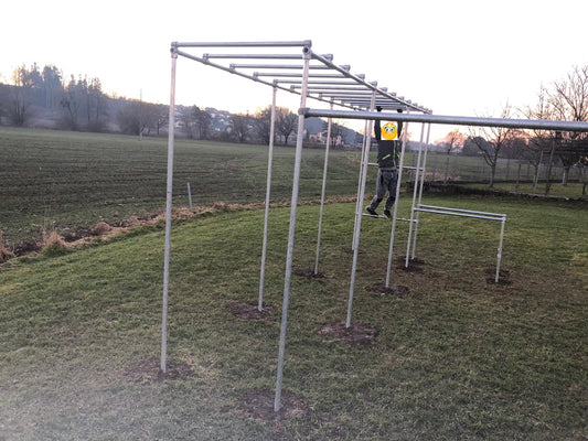 calisthenics, home gym, bodyweight training, functional training, crosstraining, ninja park, parkour, fitnessgerät, fitnessstudio zuhause, Dip Barren, Reckstange, Human Flagstange, Monkey Bar