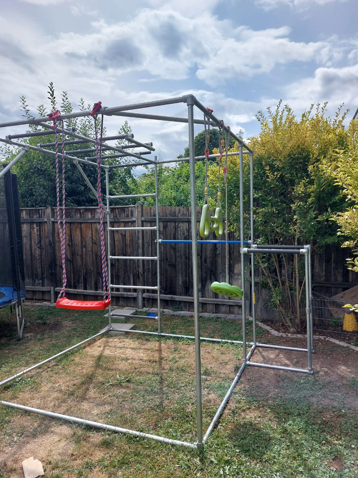 DIY Calisthenics Home Gym, Cali-Cube, Klettergerüst, Sprossenwand, Klimmzugstange, Monkey Bars, Dip-Barren