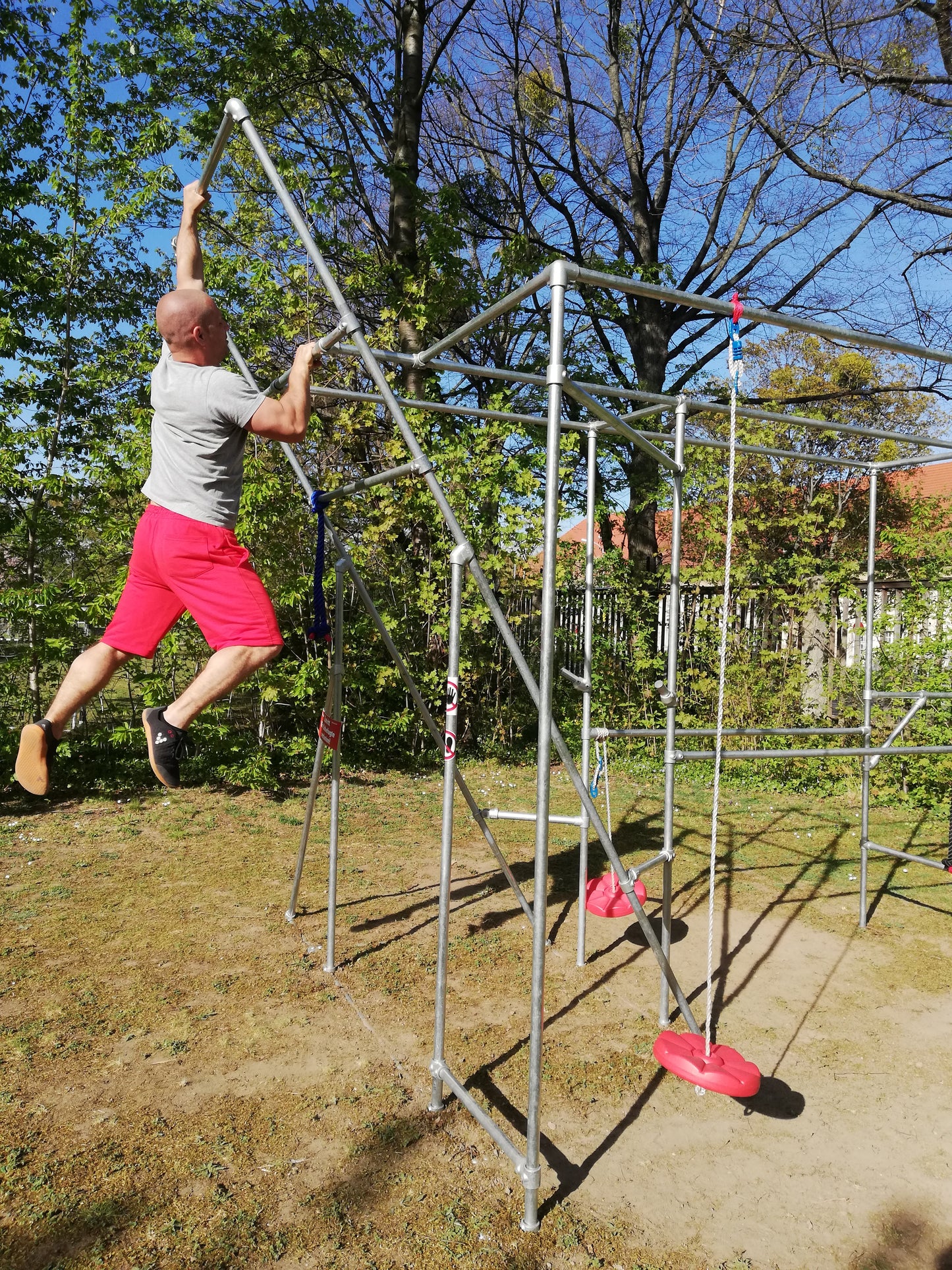 CALI-CUBE Ralph perfektes Fitnessgerät und Kletterspaß für Kinder