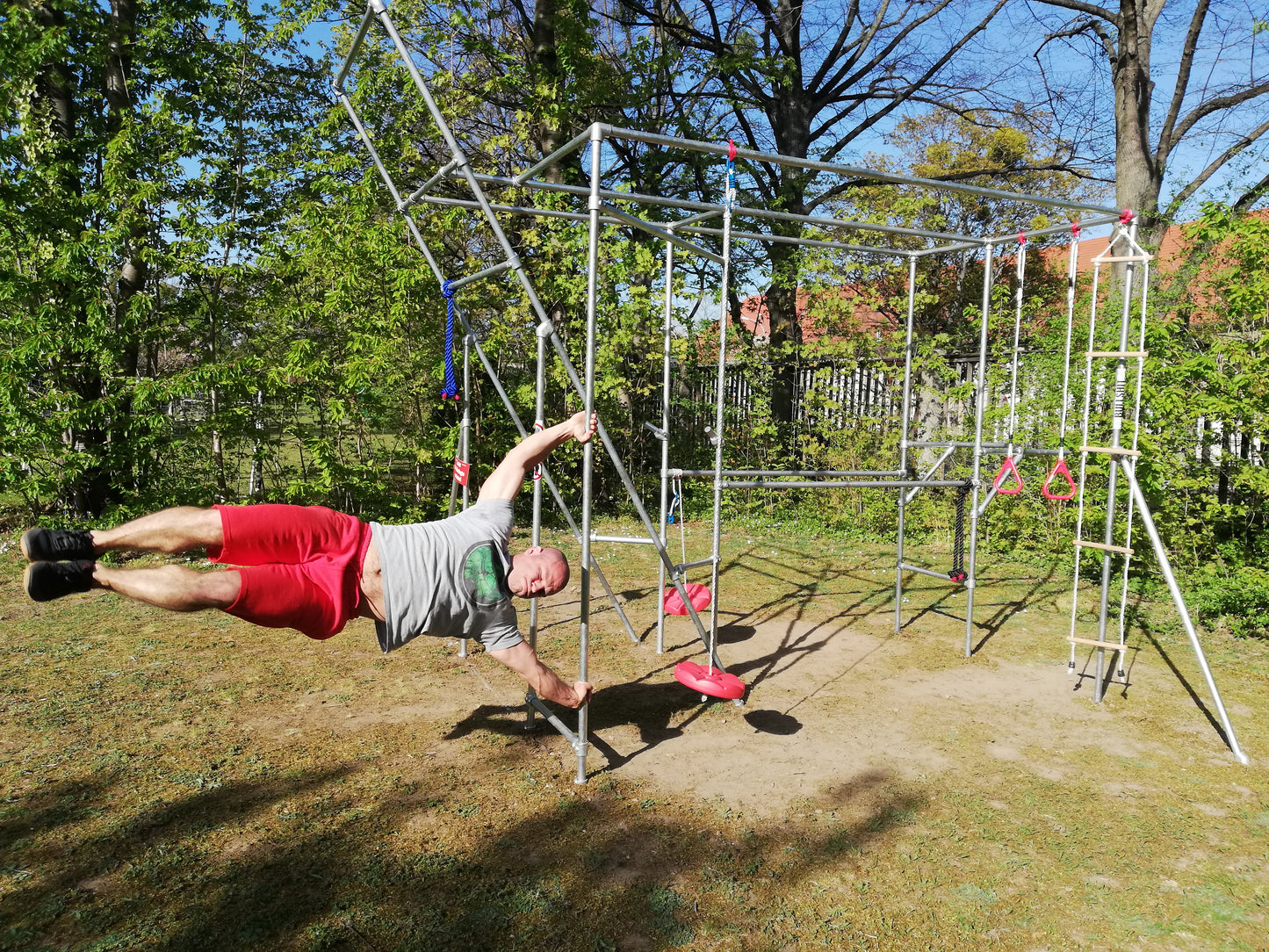 CALI-CUBE Ralph perfektes Fitnessgerät und Kletterspaß für Kinder